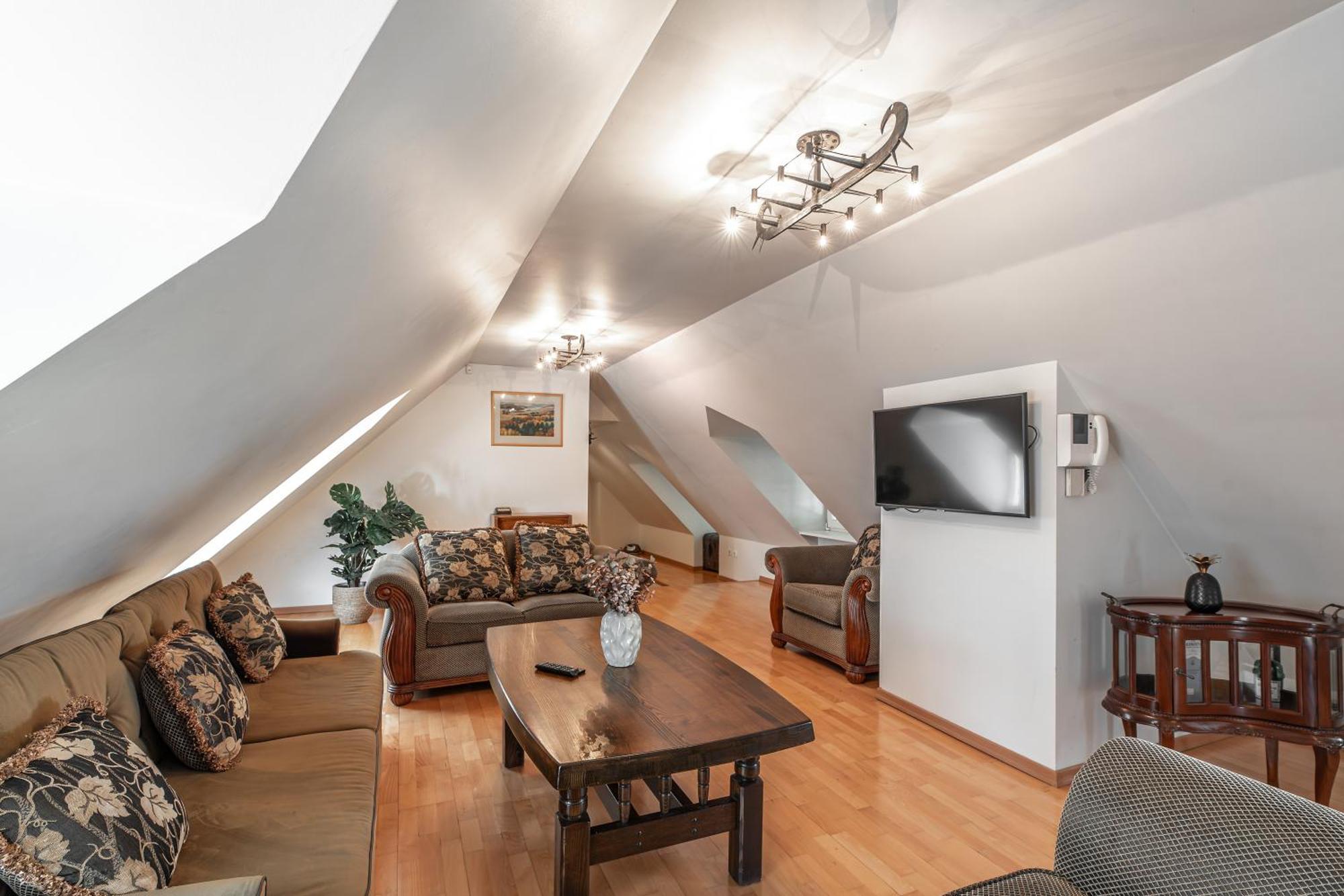 Airhome - Old Dominican Monastery Tallinn Exterior photo