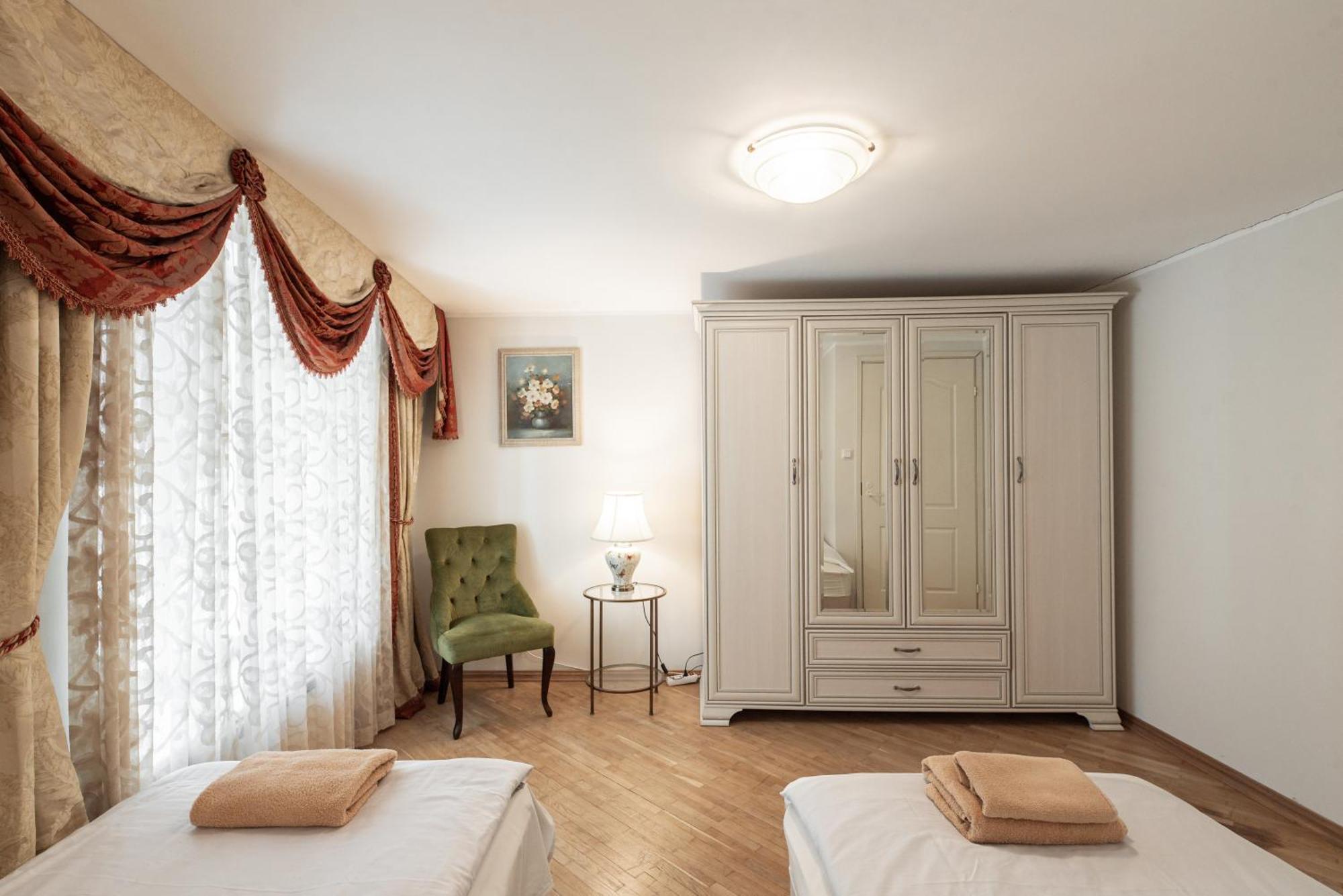 Airhome - Old Dominican Monastery Tallinn Exterior photo