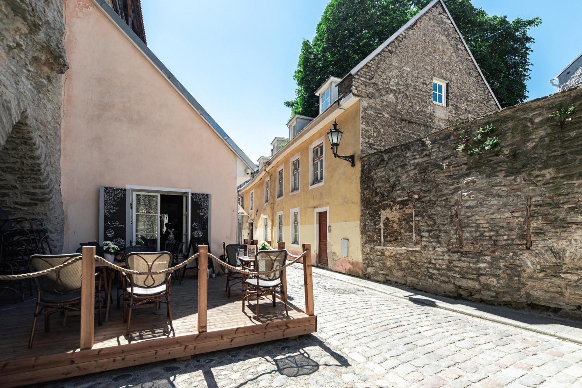 Airhome - Old Dominican Monastery Tallinn Exterior photo