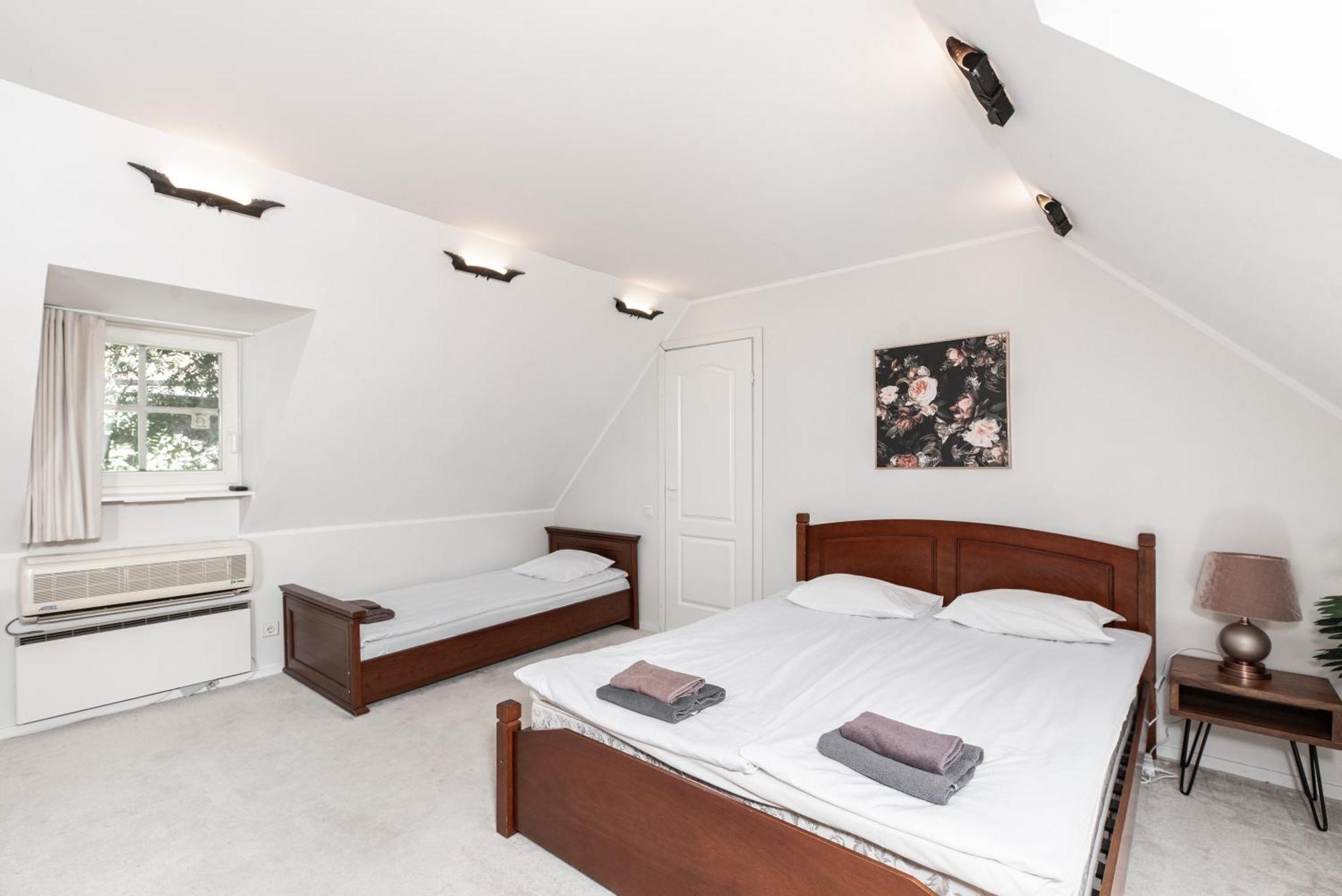Airhome - Old Dominican Monastery Tallinn Exterior photo